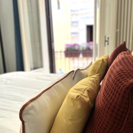 バーリPalazzo Barone,Nel Cuore Del Borgo Antico.アパートメント エクステリア 写真